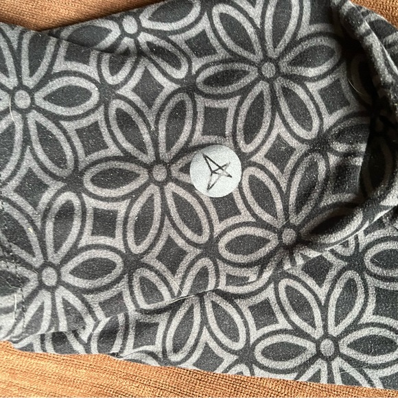 Sweet Legs l Super Soft Leggings - Picture 4 of 4